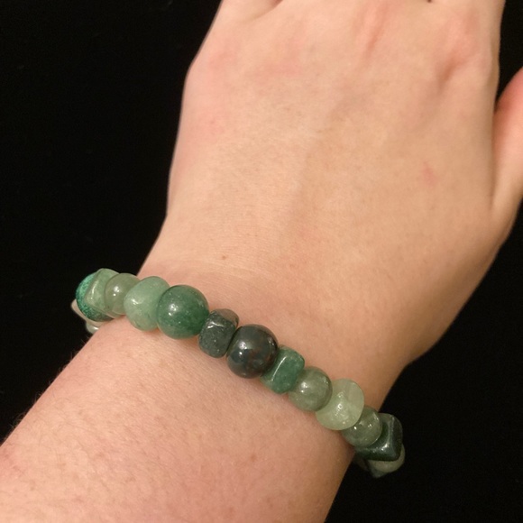 Green Variety Semi-Precious Stone Bracelet with Gold Clasp - Picture 8 of 8